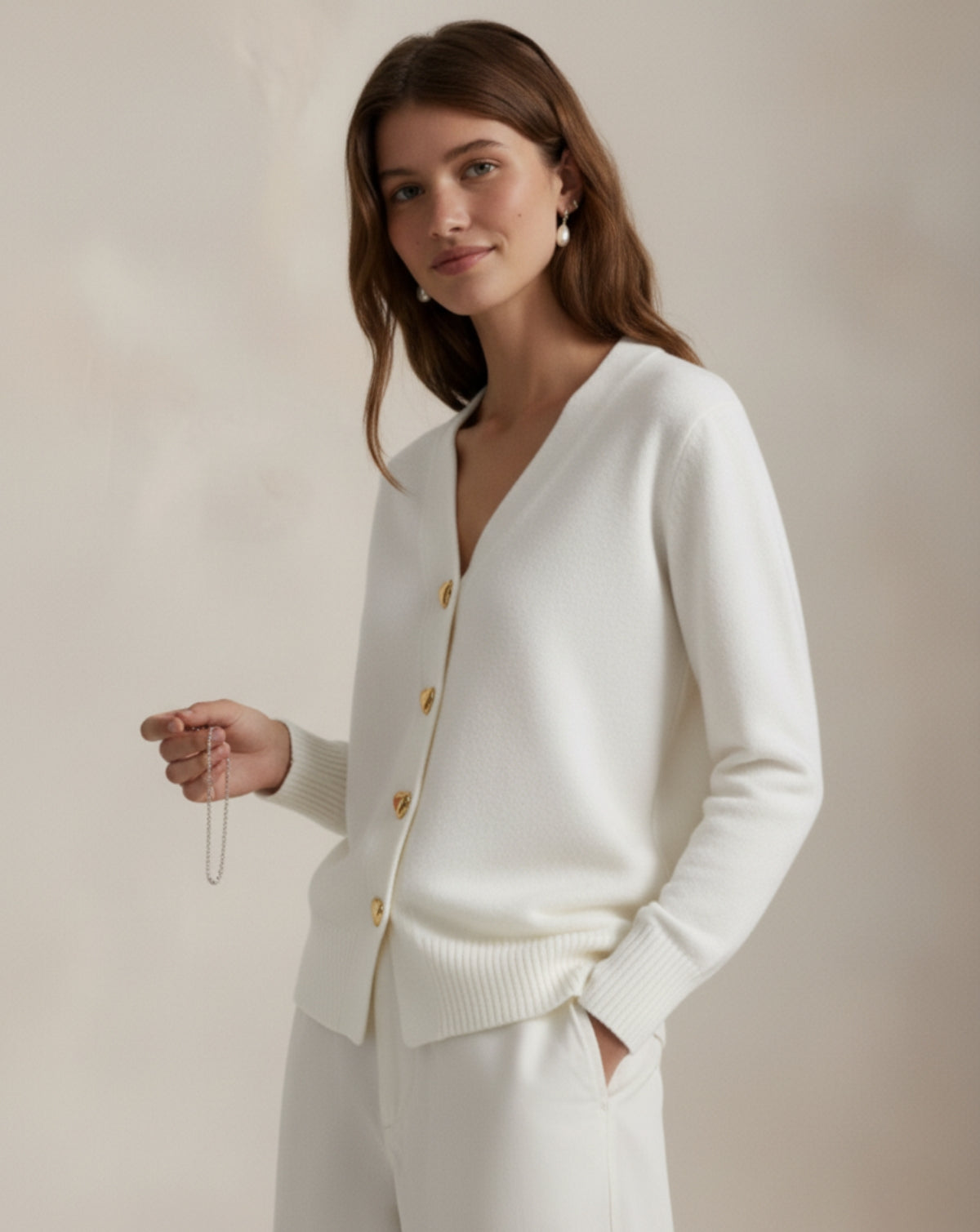 Cardigan in Lana con Bottoni a Cuore