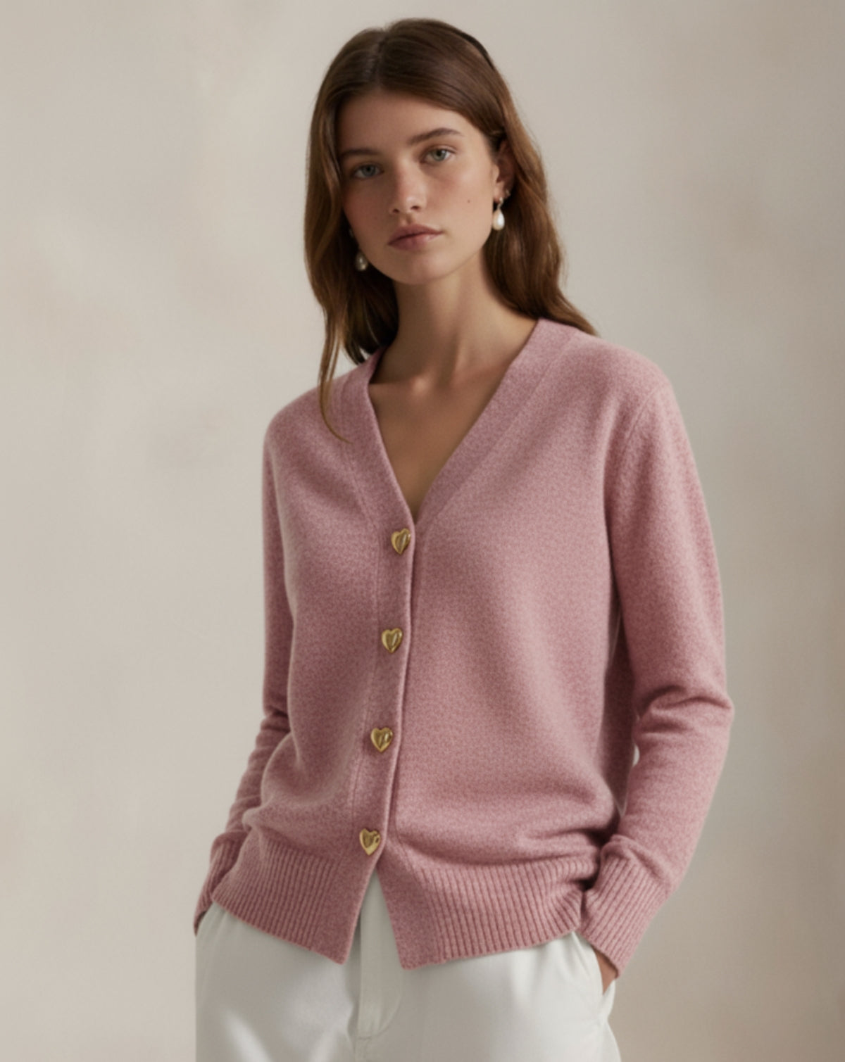 Cardigan in Lana con Bottoni a Cuore