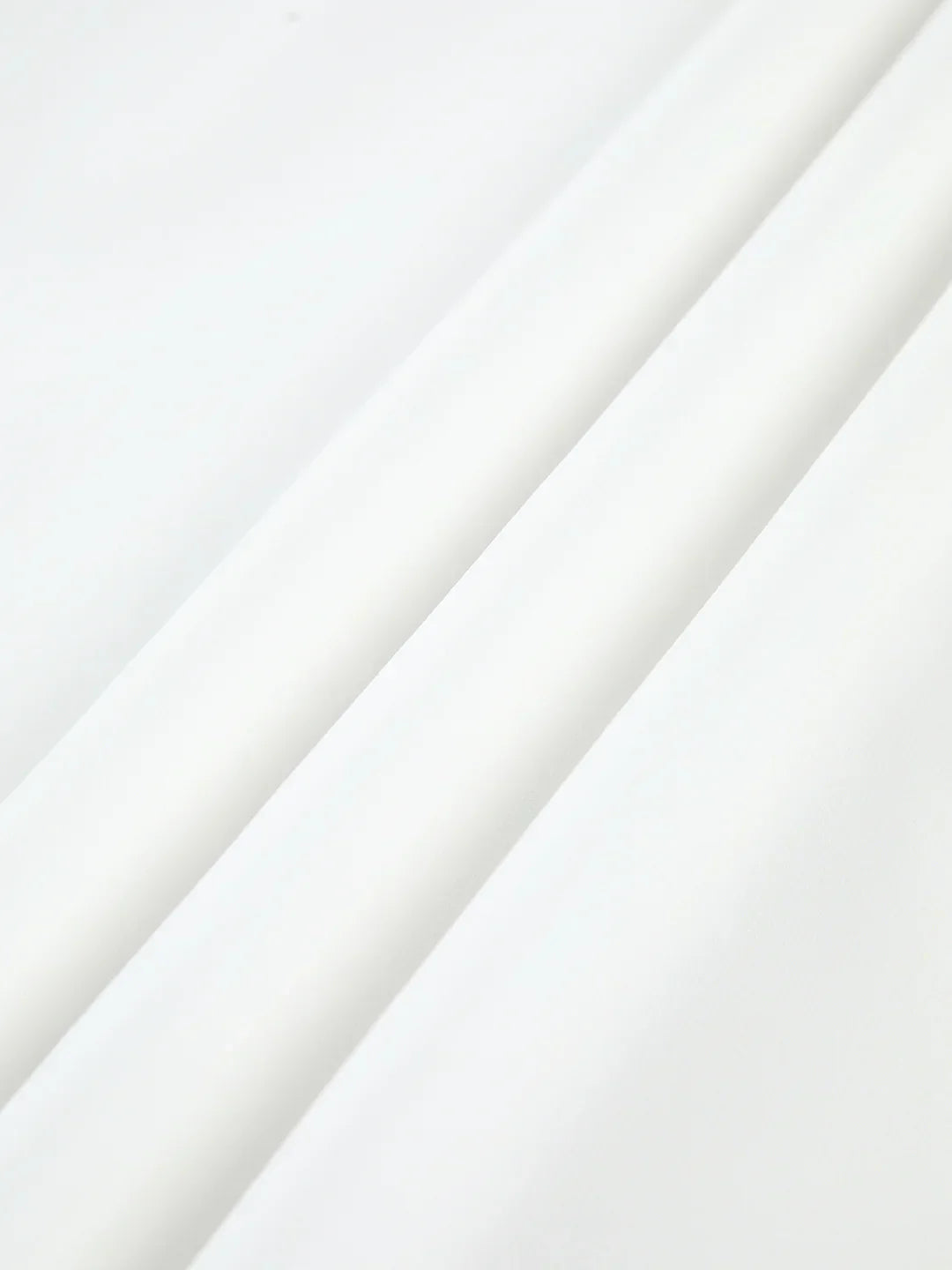 Abito lungo elegante e solido